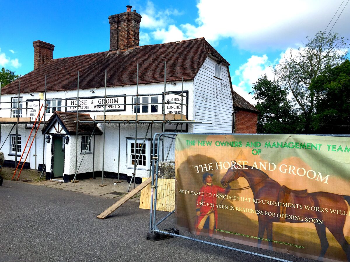 HORSE & GROOM GETS INTO SHAPE