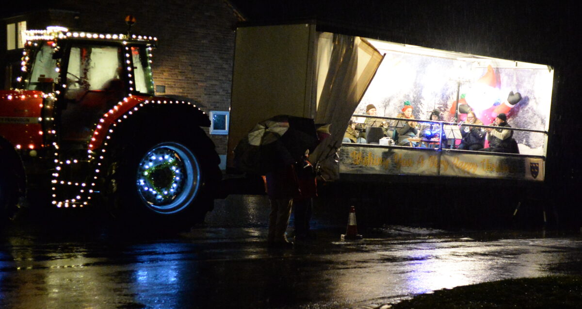 CHRISTMAS – WARBLETON BRASS BAND STYLE