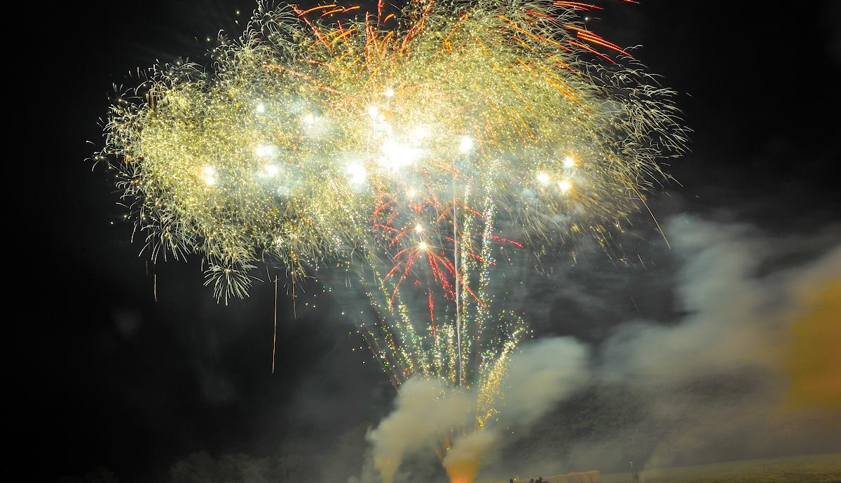 BONFIRE & FIREWORKS RETURN ON RUSHLAKE GREEN