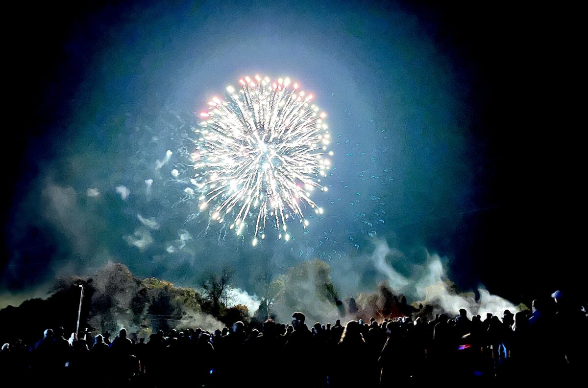 BONFIRE TEAM BLAZE TO GLORY